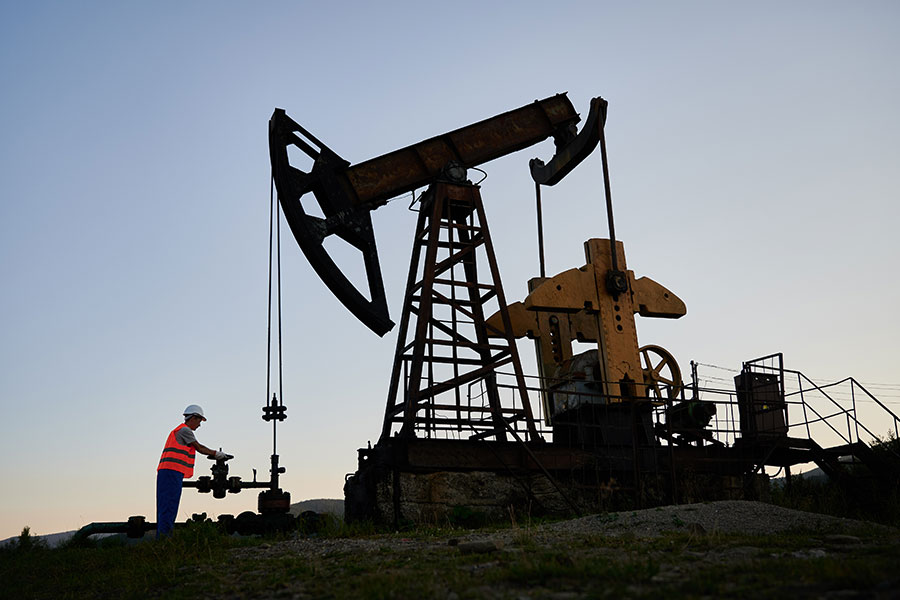 Onshore Oil Field Development